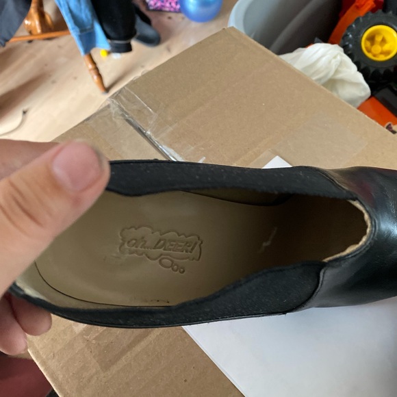 oh…DEER! Black Size 8 1/2 closed toe stiletto booties - Picture 3 of 9